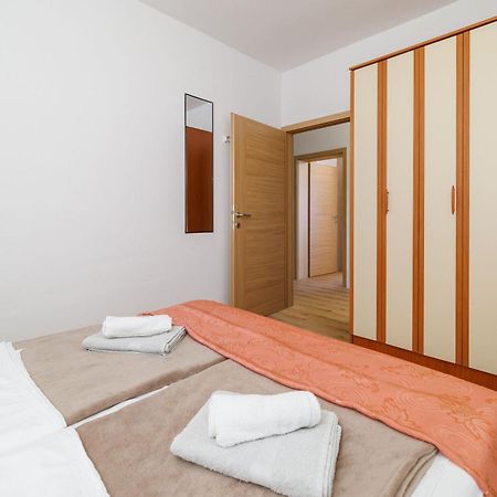 Apartments Star By The Sea Cizici Luaran gambar