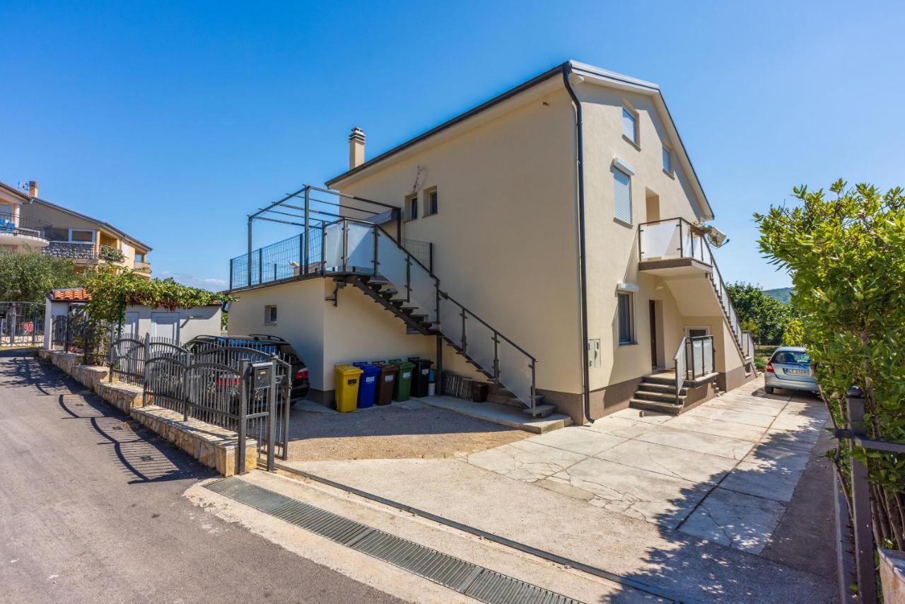 Apartments Star By The Sea Cizici Luaran gambar